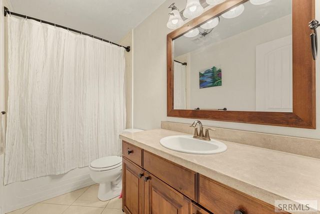 1279 Country Avenue, Blackfoot, ID 83221