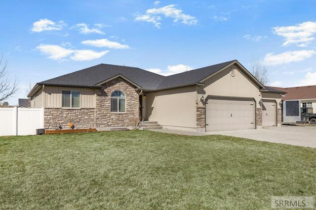 1279 Country Avenue, Blackfoot, ID 83221