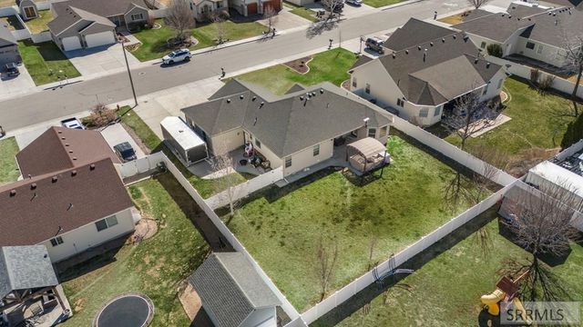 1279 Country Avenue, Blackfoot, ID 83221