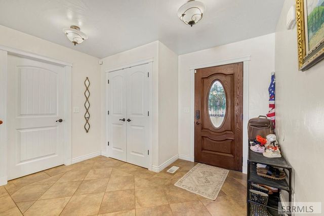 1279 Country Avenue, Blackfoot, ID 83221