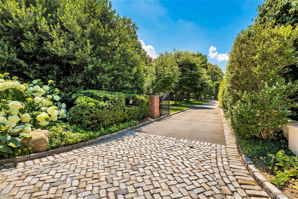 10 Hicks Lane, Port Washington, NY 11050 — photo 3