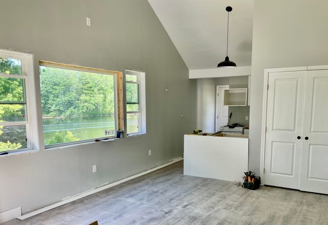 13 Ferry Road, Bow, NH 03304