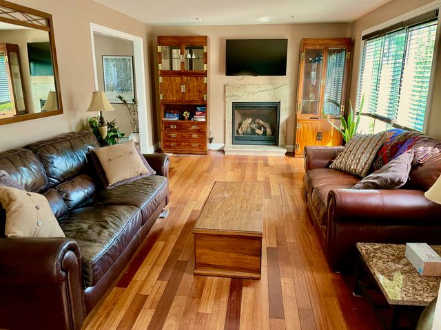 13 Ferry Road, Bow, NH 03304