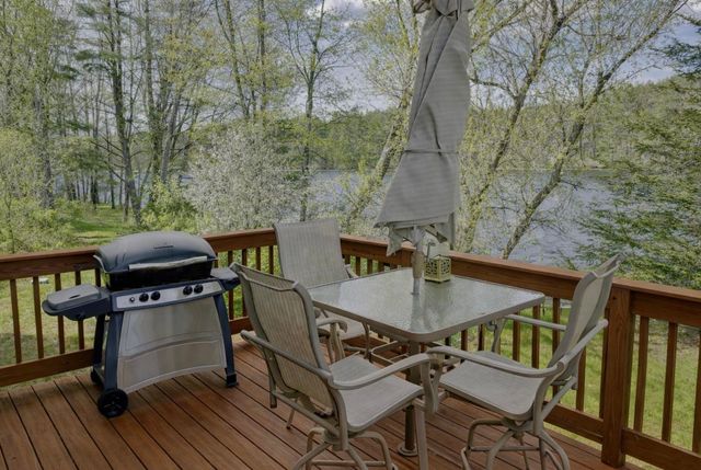 13 Ferry Road, Bow, NH 03304