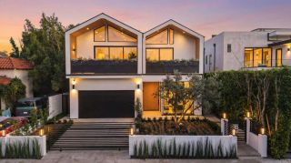 824 N Curson Avenue, Los Angeles, CA 90046