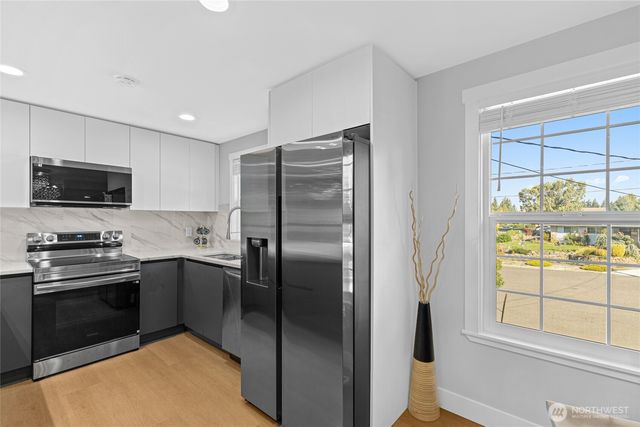 1112 Redmond Avenue NE, Renton, WA 98056