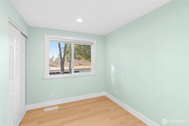 1112 Redmond Avenue NE, Renton, WA 98056