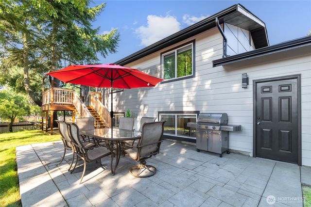 1112 Redmond Avenue NE, Renton, WA 98056