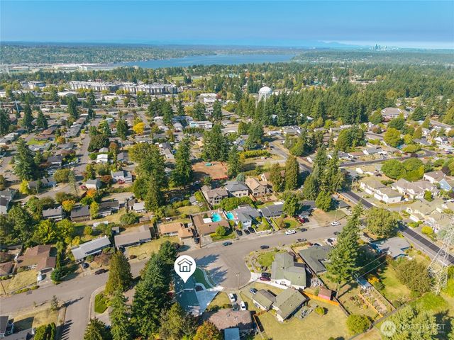 1112 Redmond Avenue NE, Renton, WA 98056