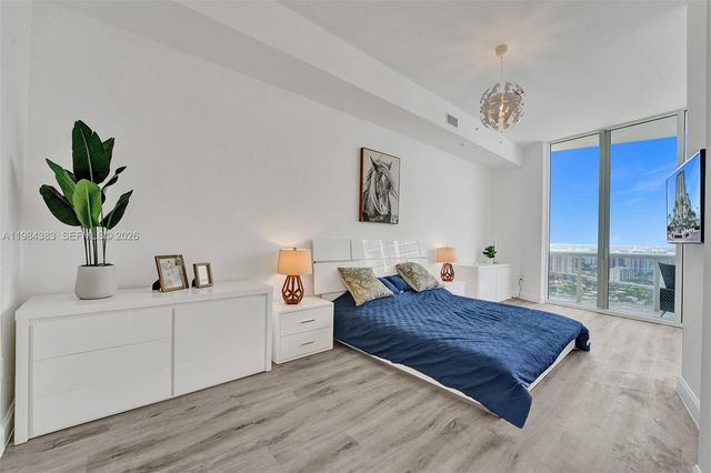 18101 Collins Ave PH206, Sunny Isles Beach, FL 33160