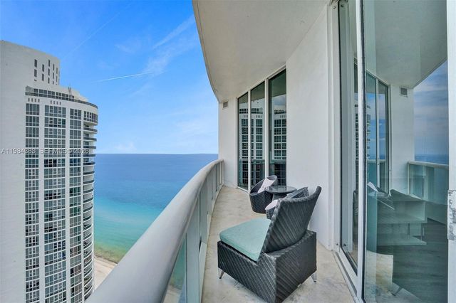 18101 Collins Ave PH206, Sunny Isles Beach, FL 33160