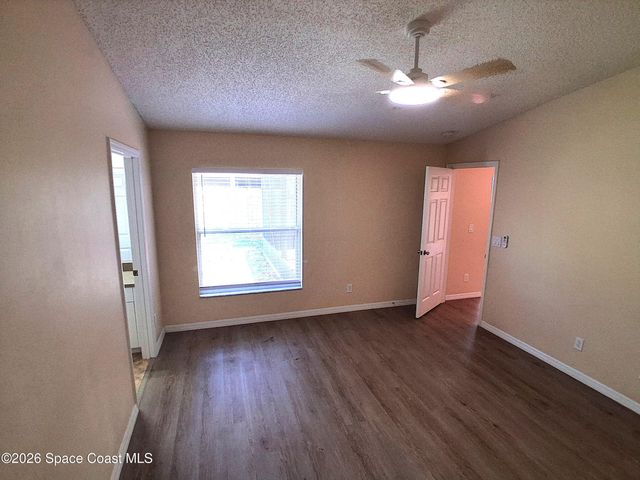 660 Wickham Lakes Drive, Melbourne, FL 32940