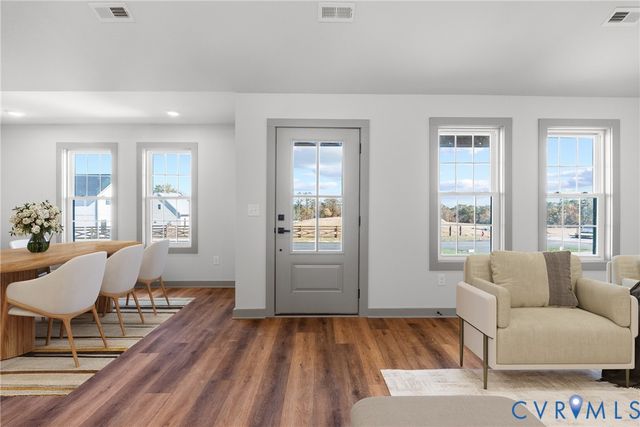 2570 Layne St, Farmville, VA 23901