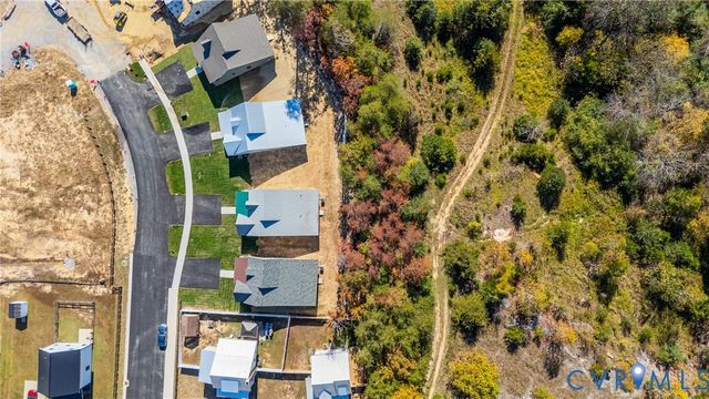 2570 Layne St, Farmville, VA 23901