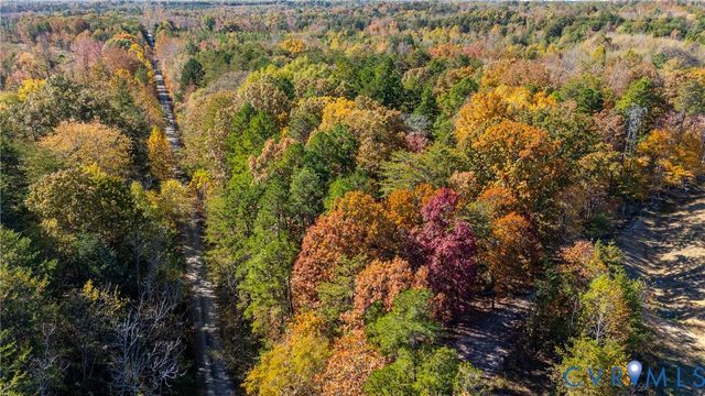 2570 Layne St, Farmville, VA 23901