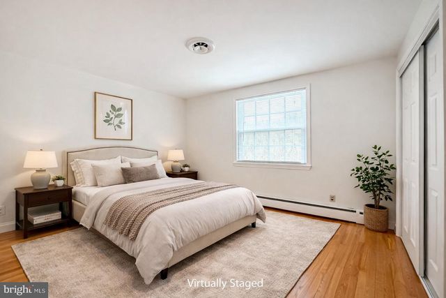 221 FOXCROFT RD, Broomall, PA 19008