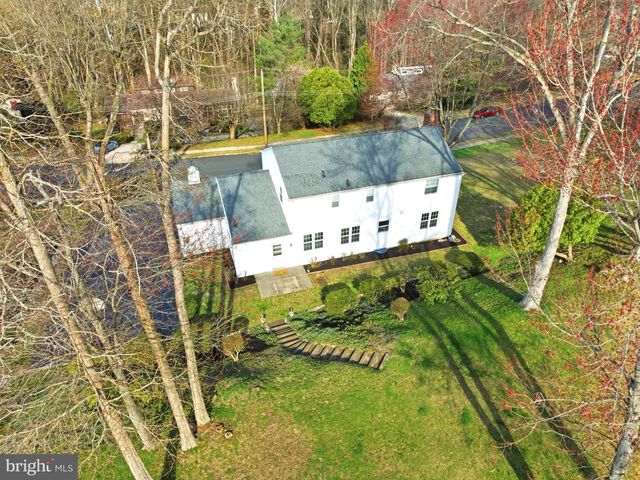 221 FOXCROFT RD, Broomall, PA 19008