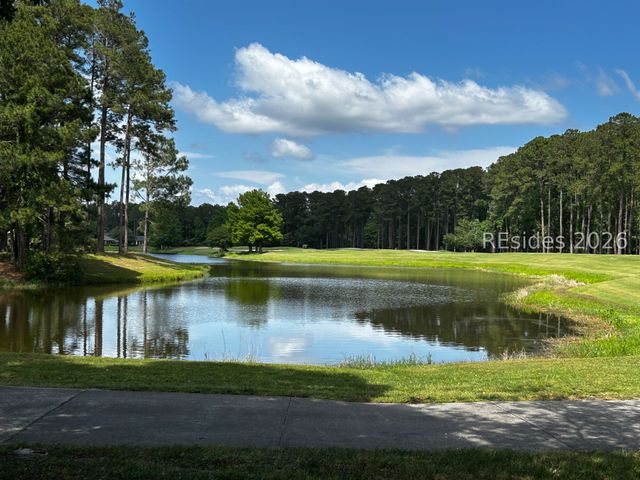 2 Humbert Ct, Bluffton, SC 29909