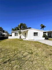 673 59TH STREET S, St Petersburg, FL 33707