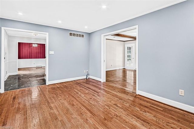 907 Bearhollow Road, Greensboro, NC 27410