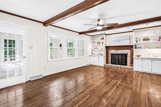 907 Bearhollow Road, Greensboro, NC 27410