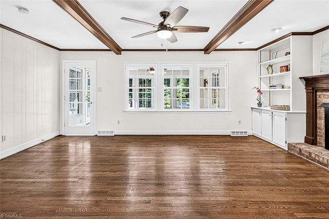 907 Bearhollow Road, Greensboro, NC 27410