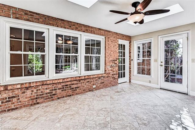 907 Bearhollow Road, Greensboro, NC 27410