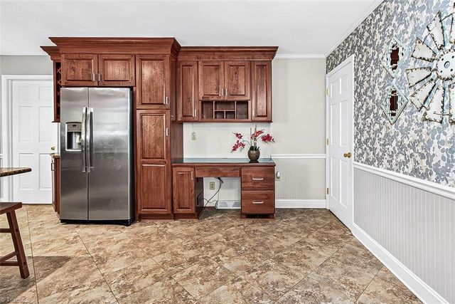 907 Bearhollow Road, Greensboro, NC 27410
