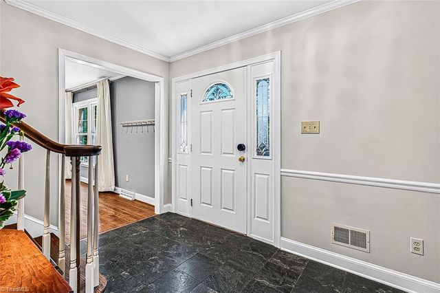 907 Bearhollow Road, Greensboro, NC 27410