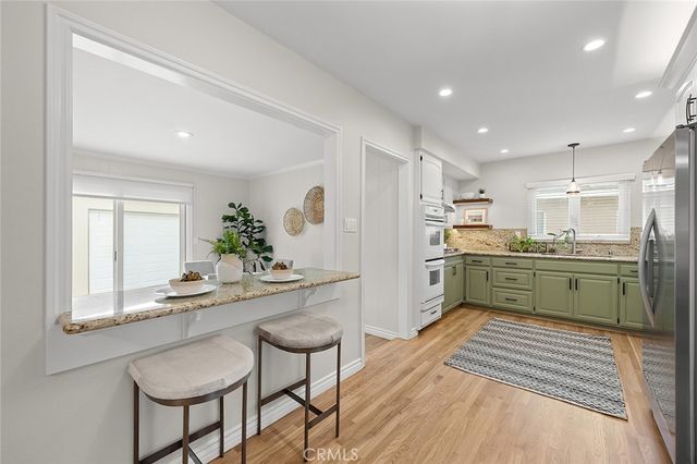 2870 Albury, Long Beach, CA 90815