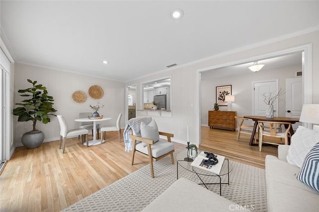 2870 Albury, Long Beach, CA 90815