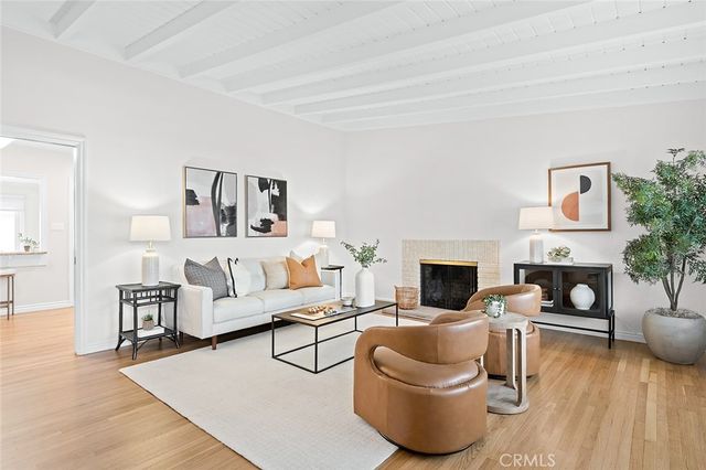 2870 Albury, Long Beach, CA 90815