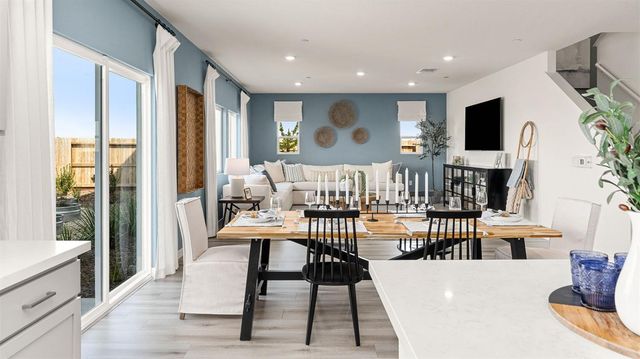 7049 Vail Ranch Rd, Roseville, CA 95747