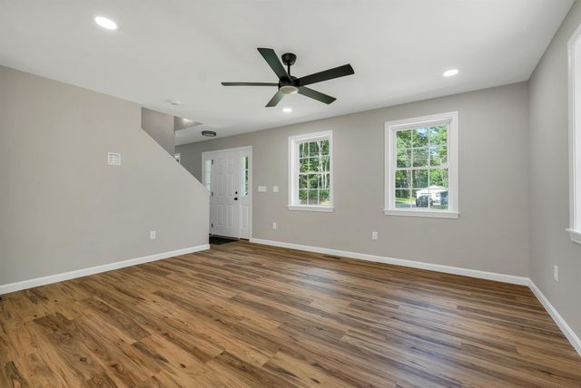 145 Holmes Road, Barnstead, NH 03225