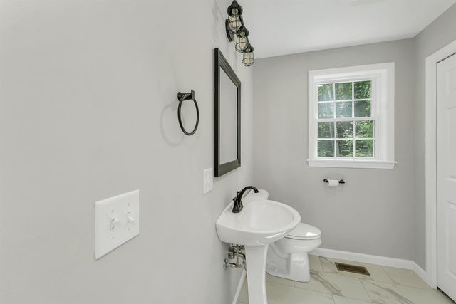 145 Holmes Road, Barnstead, NH 03225