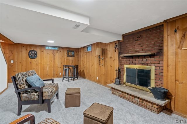 118 Winding Way, Camillus, NY 13031