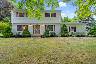 118 Winding Way, Camillus, NY 13031