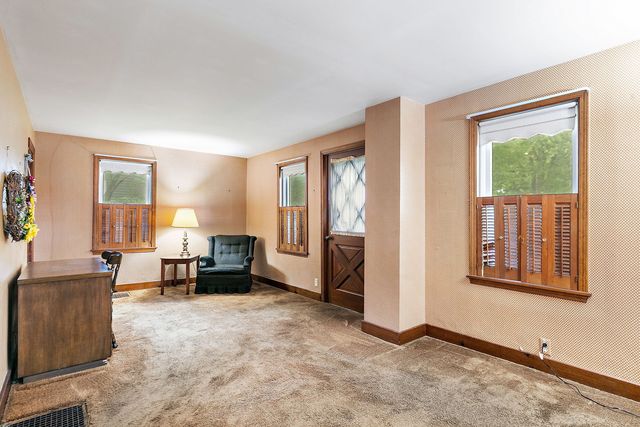 34 Nebraska Street, Geneva, IL 60134
