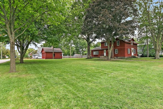 34 Nebraska Street, Geneva, IL 60134