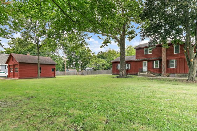 34 Nebraska Street, Geneva, IL 60134