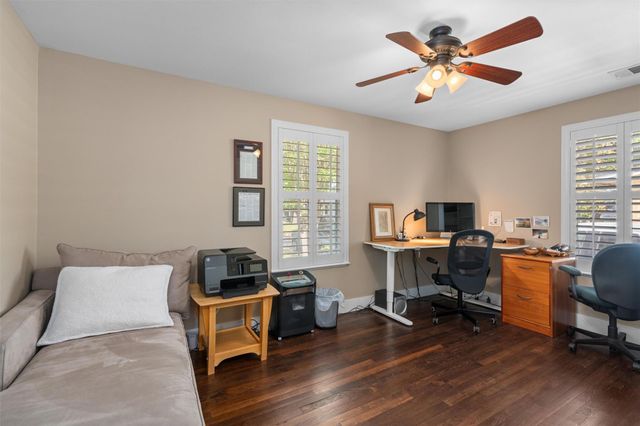 1915 Pasadena DR, Austin, TX 78757
