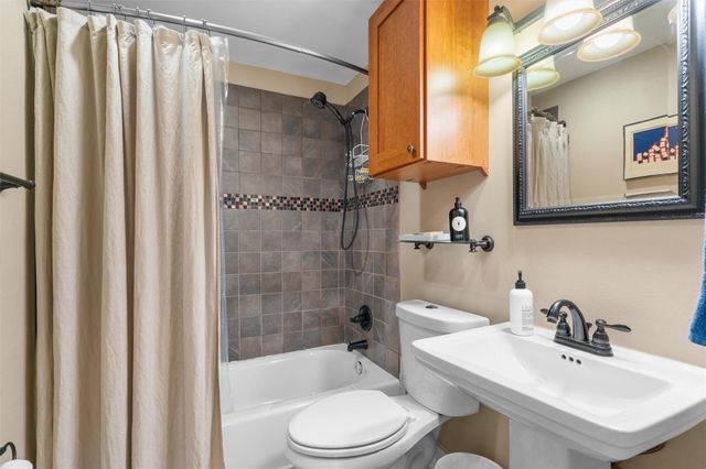 1915 Pasadena DR, Austin, TX 78757