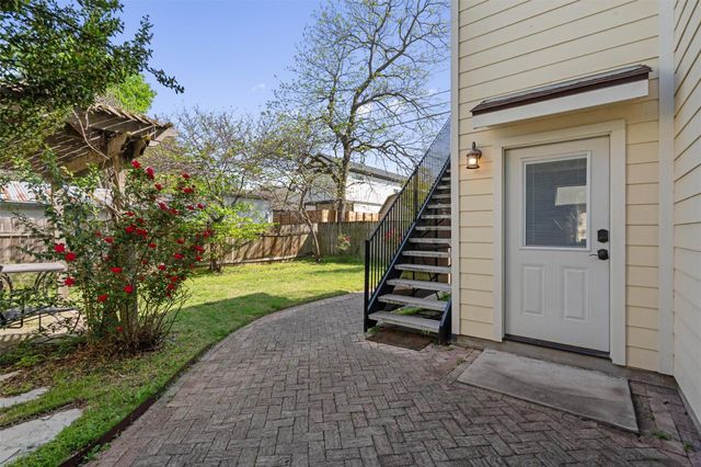 1915 Pasadena DR, Austin, TX 78757
