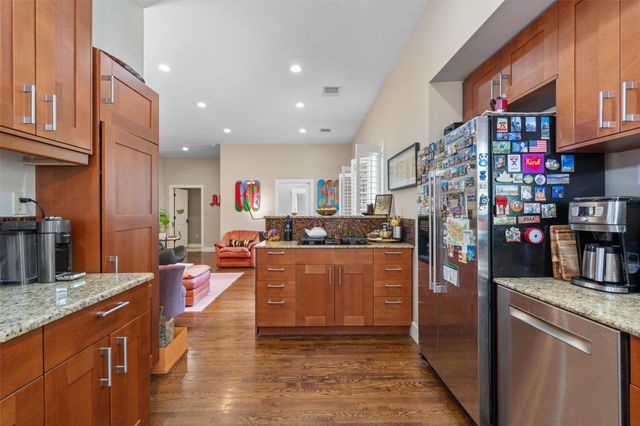 1915 Pasadena DR, Austin, TX 78757