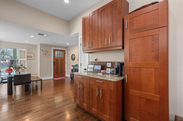 1915 Pasadena DR, Austin, TX 78757
