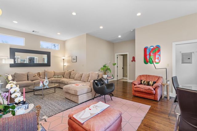 1915 Pasadena DR, Austin, TX 78757