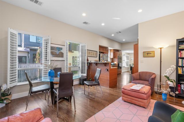 1915 Pasadena DR, Austin, TX 78757