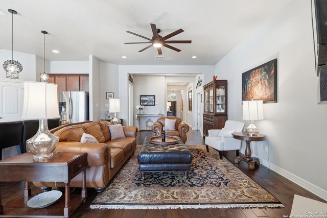 17946 Bierstadt, Helotes, TX 78023