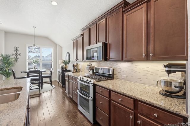 17946 Bierstadt, Helotes, TX 78023