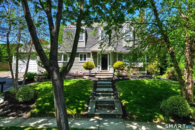 18 Woodhead Drive, Milford, CT 06460